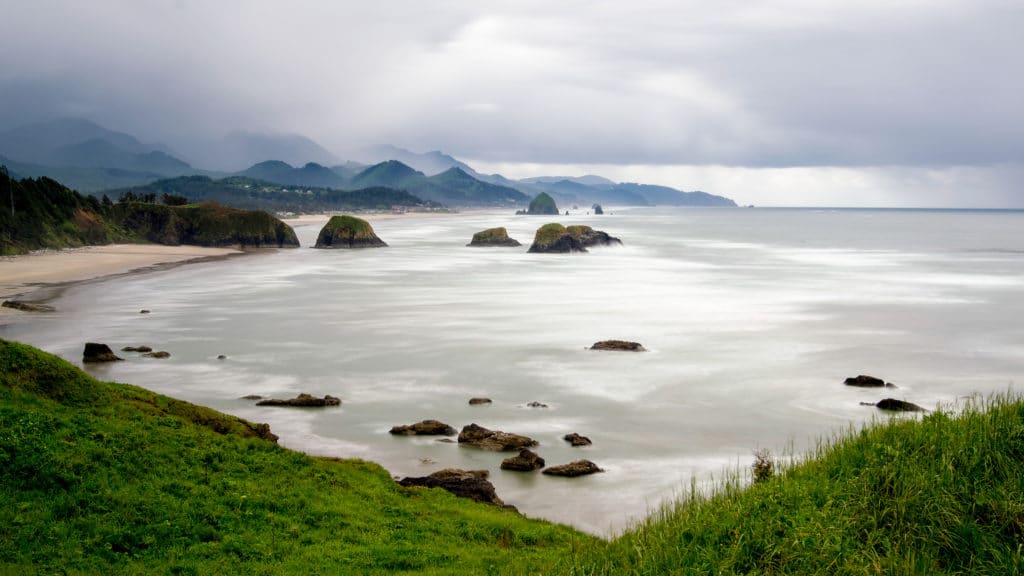 Oregon Scenic Drives to Take This Fall
