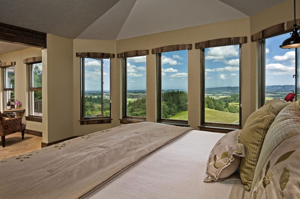 Our 5-Star Luxury Lodging offers incrediblly comfortable rooms along with incredible views of the Willamette Valley.